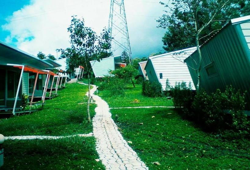 Resort Red Z Cool Mountain 11