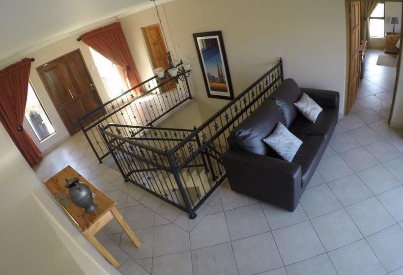 Hotel Aquila Clarens 12