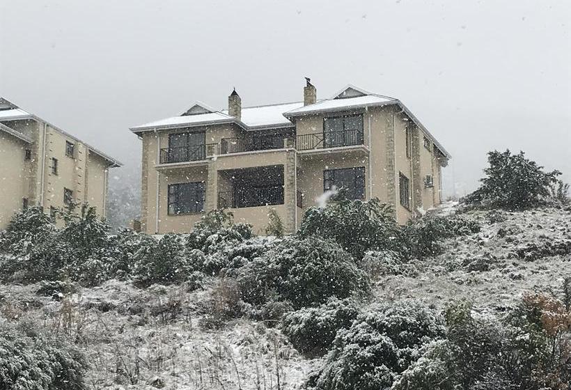 Hotel Aquila Clarens 3