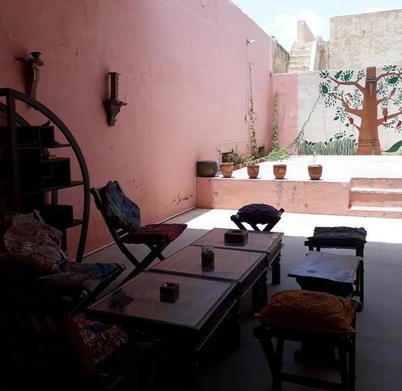 Hostel Arya Niwas 10