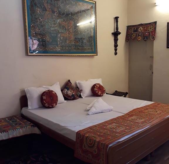 Hostel Arya Niwas 14