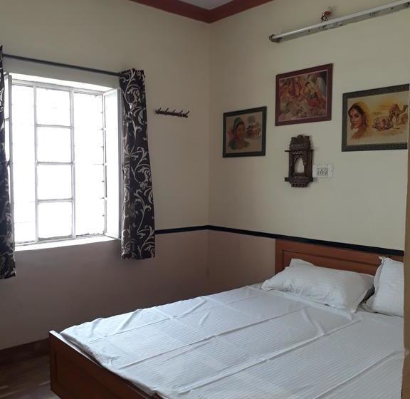 Hostel Arya Niwas 16