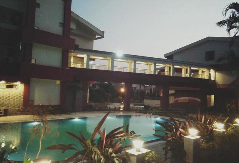 Resort Imperial Grande 18