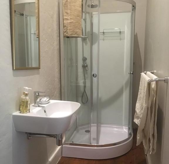 Hotel 7 Guesthouse 16