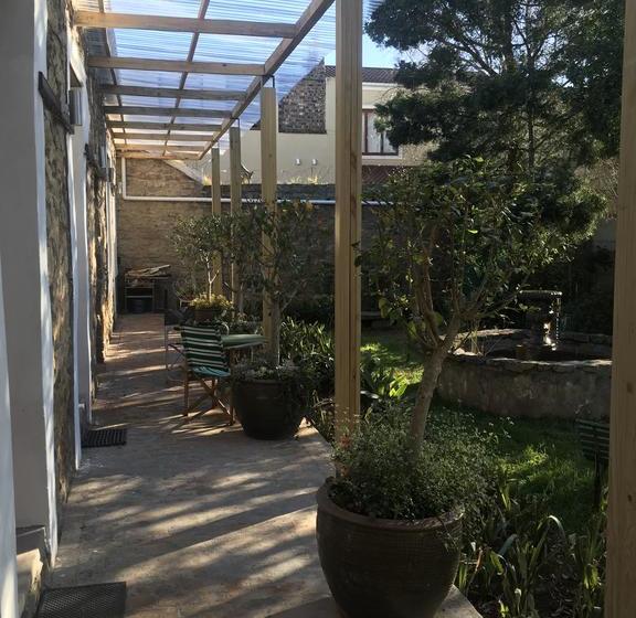 Hotel 7 Guesthouse 20