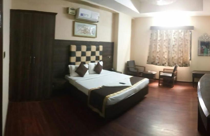 Hotel The Majestic Hyderabad