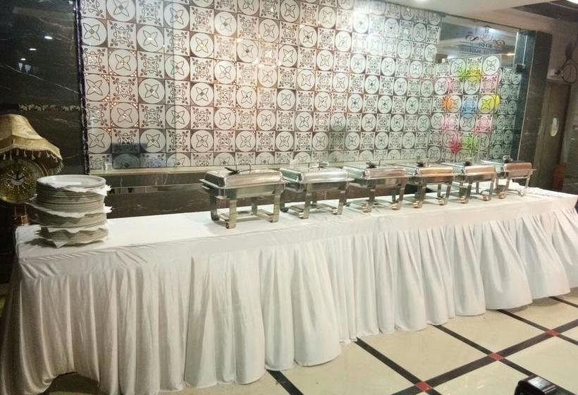 Hotel The Majestic 18