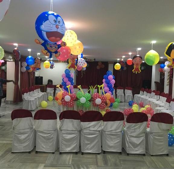 Hotel Ambassador Retreat 19