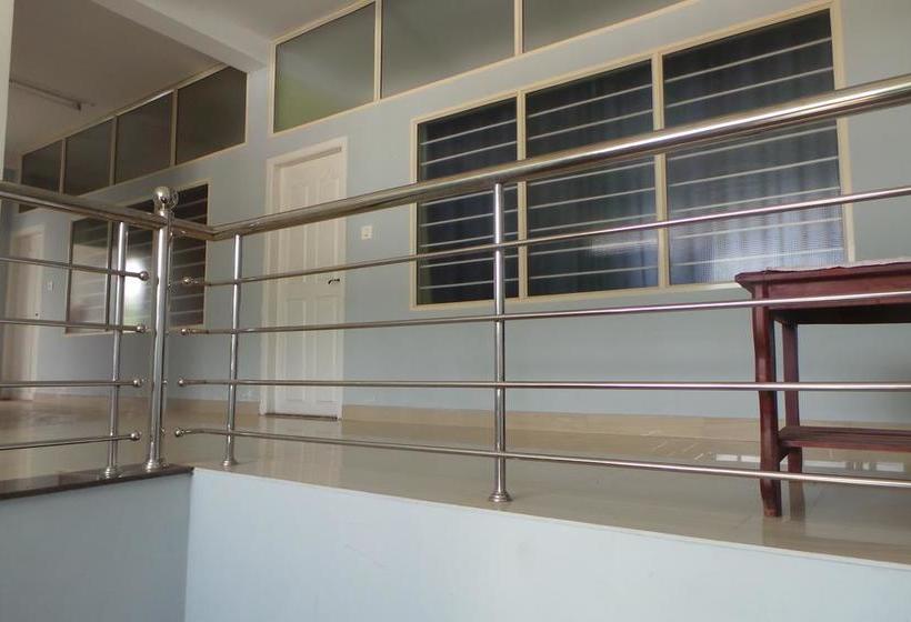 Hotel Wayn Way Residency 11