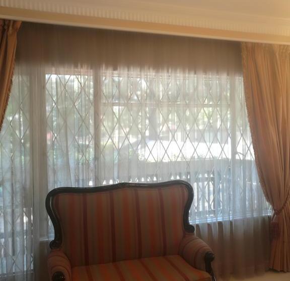 Bed & Breakfast Feel At Home 10