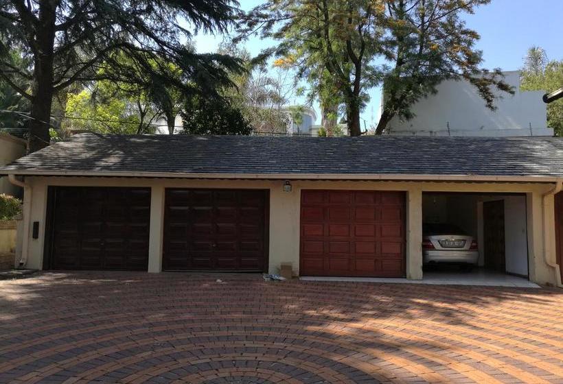 Bed & Breakfast Feel At Home 2