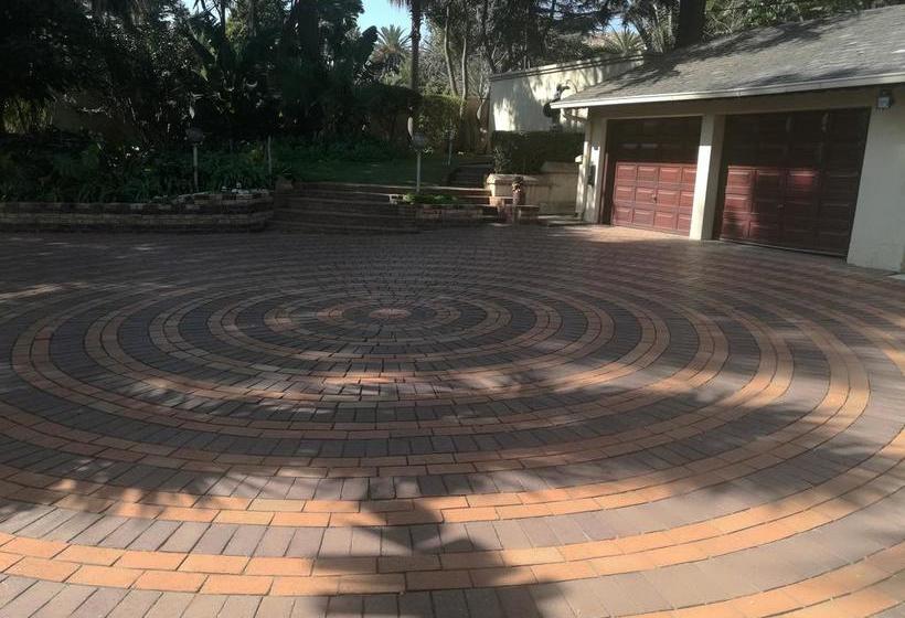 Bed & Breakfast Feel At Home 3