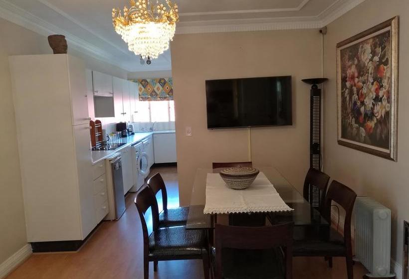 Bed & Breakfast Feel At Home 4