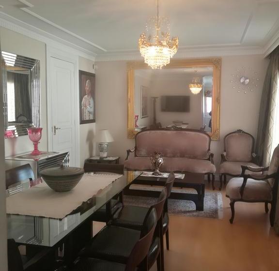 Bed & Breakfast Feel At Home 7