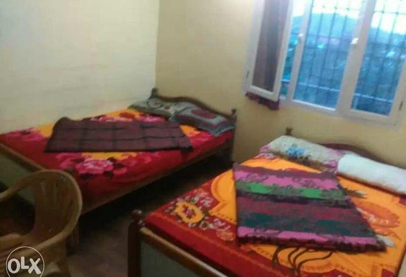 Hotel Jeyam Homestay 13