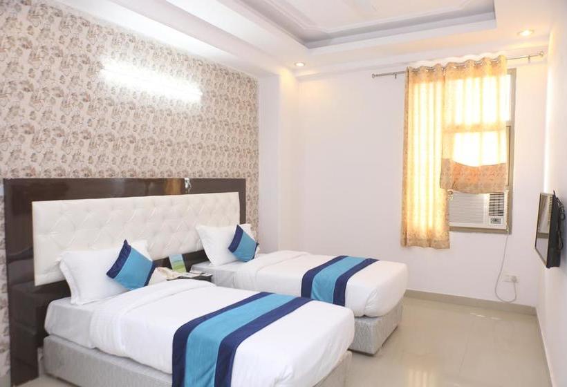 Hotel Mint City Center Suites 13