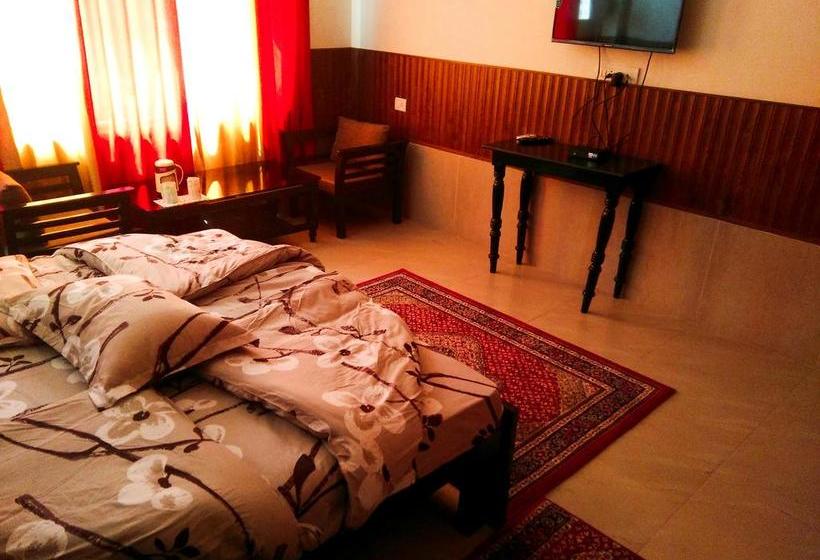 The Shikargah Hotel And Restaurant 14