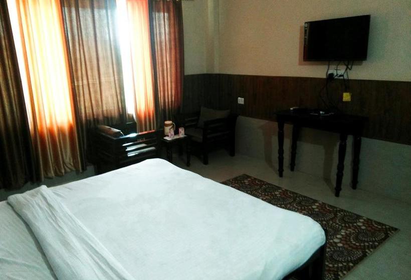 The Shikargah Hotel And Restaurant 18