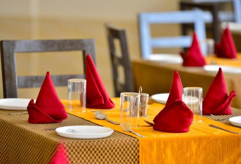 The Shikargah Hotel And Restaurant 8