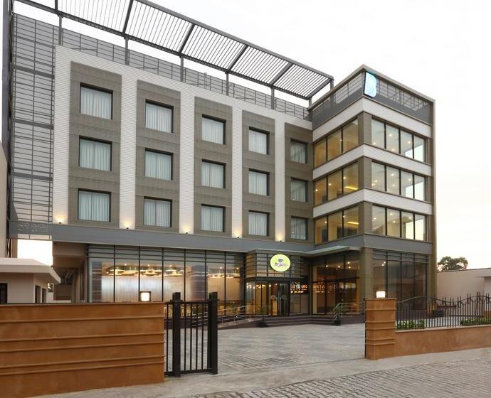 Centrum Hotel By Brijwasi 17