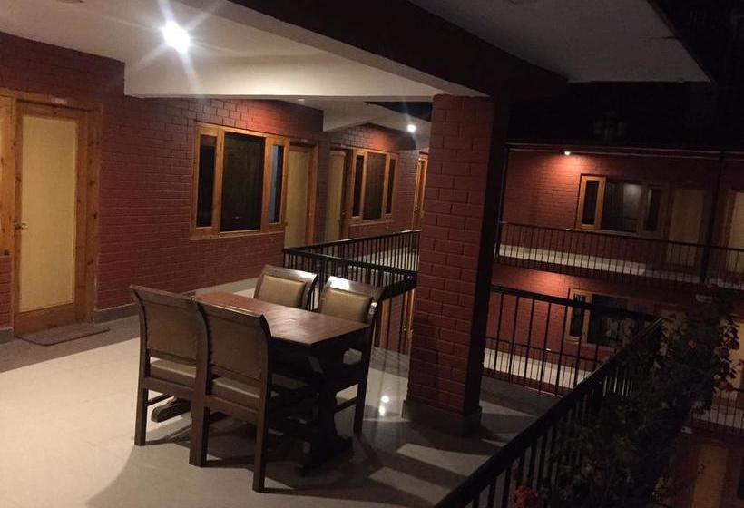 Hotel Kohlees Jammu y Cachemira