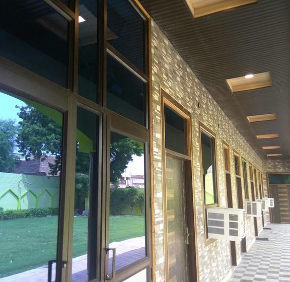 Hotel Mayur Resort 11