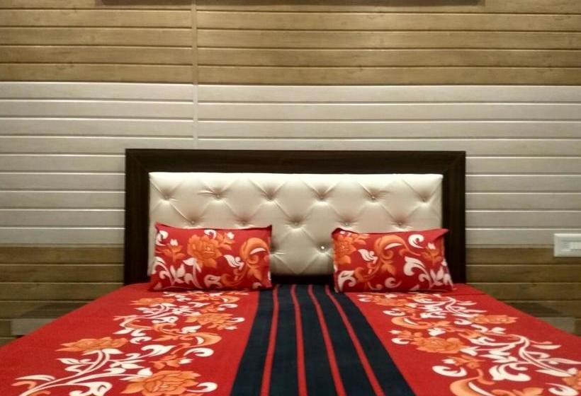 Hotel Mayur Resort 9