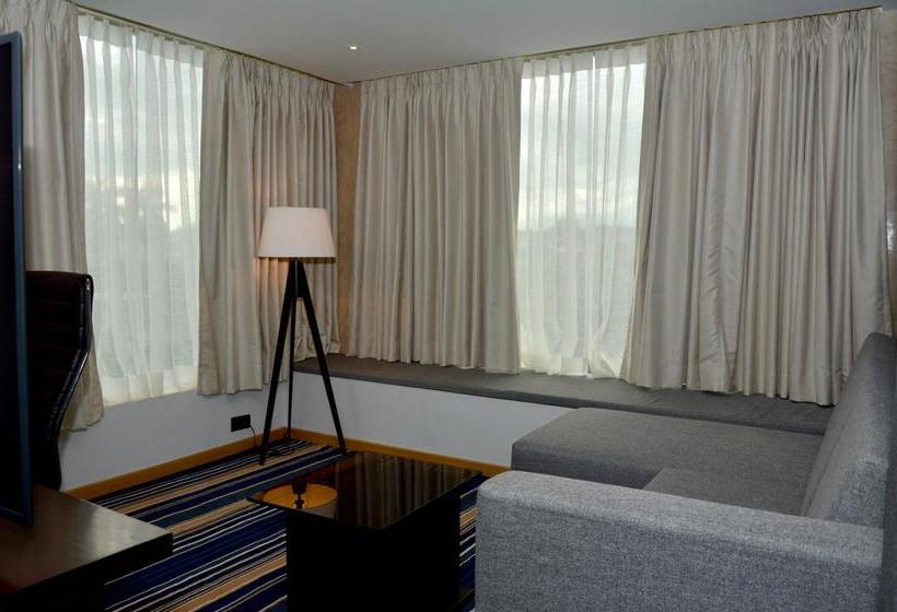 Hotel Ramada Dehradun Chakrata Road 16