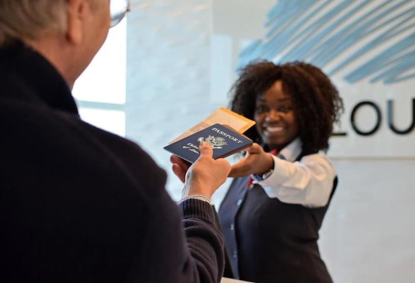 Hotel My Cloud Transit Guests With International Flight Only! 14