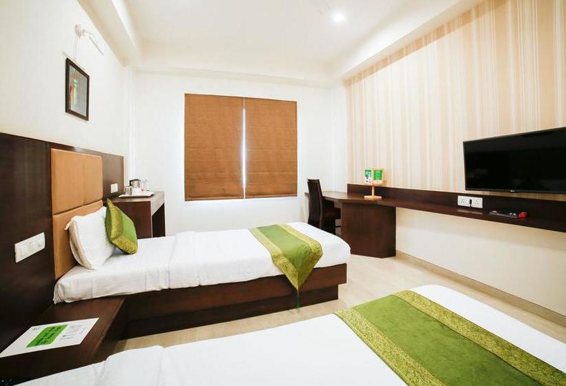 Hotel Treebo Flora 15