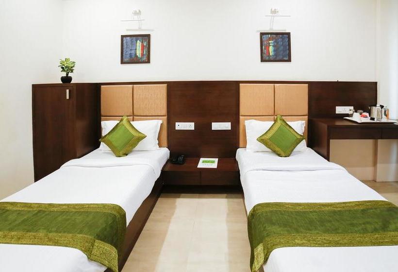 Hotel Treebo Flora 17