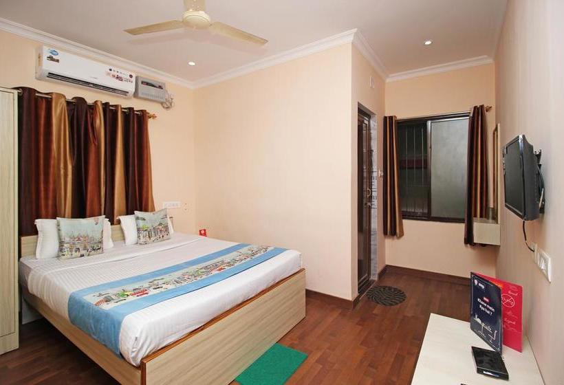 Hotel Oyo 8346 Lazystays