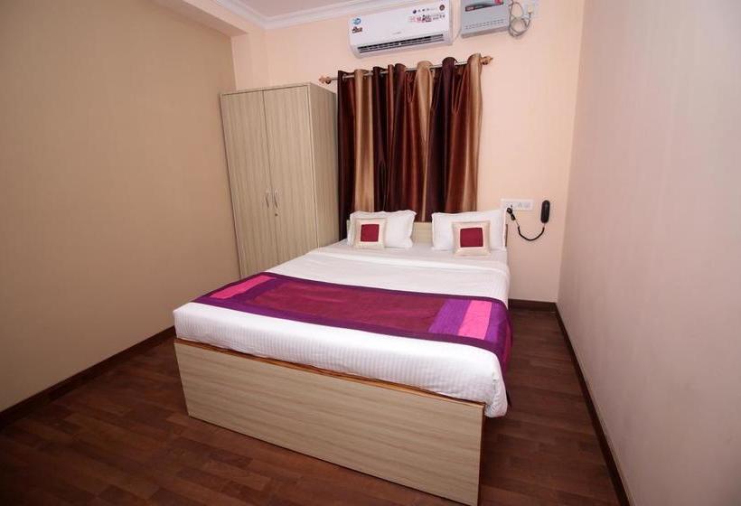 Hotel Oyo 8346 Lazystays 12