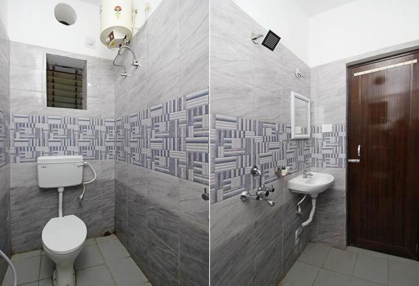 Hotel Oyo 8346 Lazystays 17