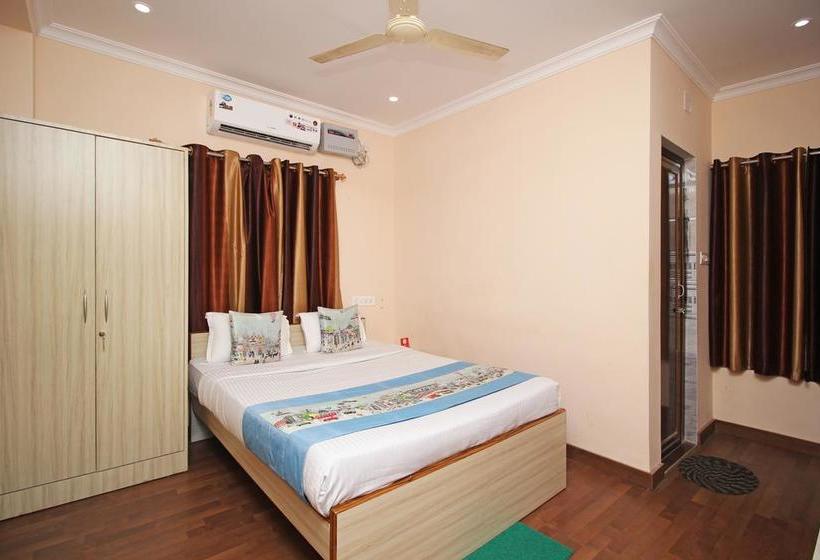 Hotel Oyo 8346 Lazystays 4