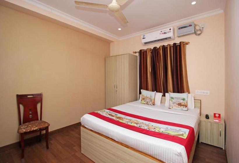 Hotel Oyo 8346 Lazystays 6