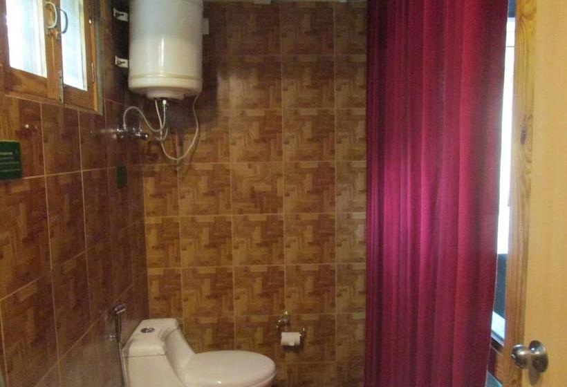 The Salwoods Resort 17