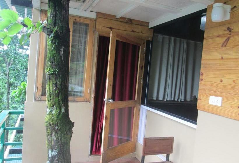 The Salwoods Resort 18