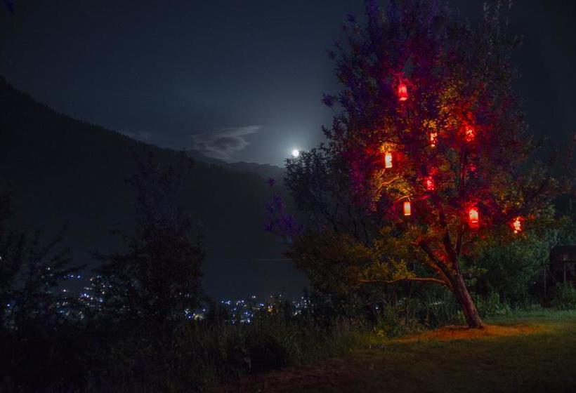 Nomad S Den A Backpacker Hostel 3