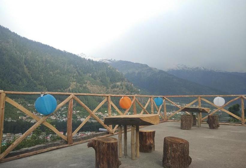 Nomad S Den A Backpacker Hostel 7