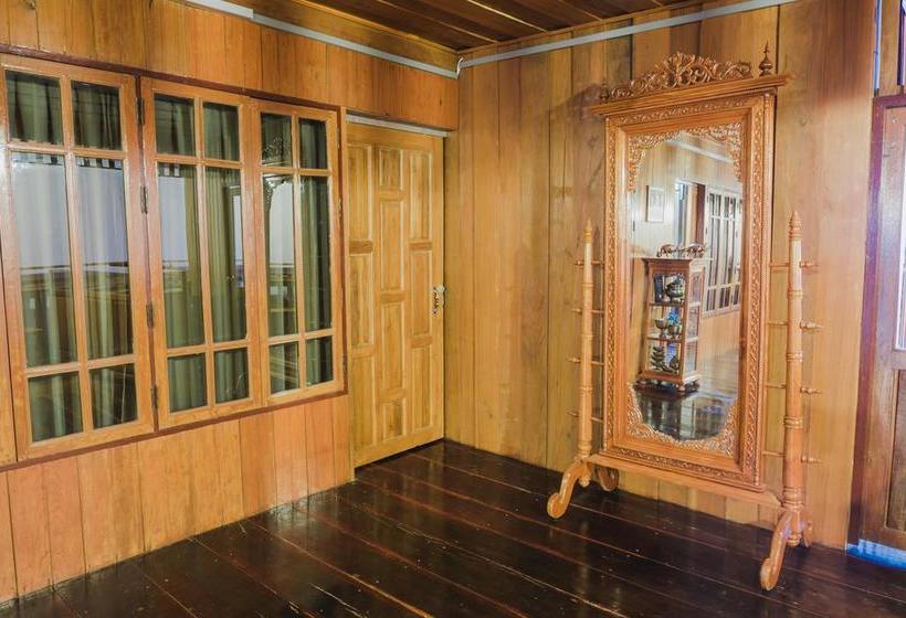 Bed and Breakfast The History Cafe & Guesthouse 16