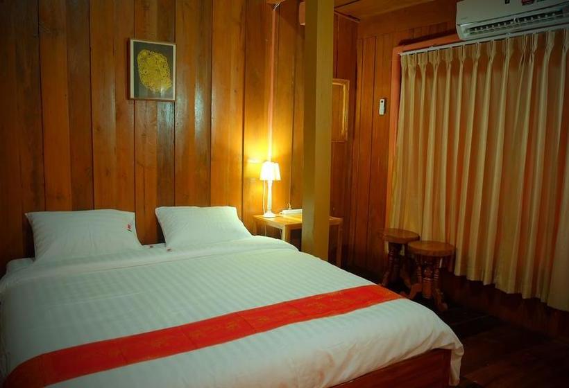 Bed and Breakfast The History Cafe & Guesthouse 4