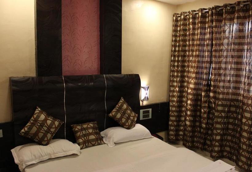 Hotel J S Excellency 3