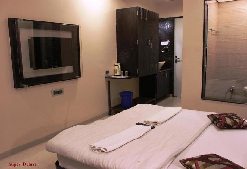 Hotel J S Excellency 6