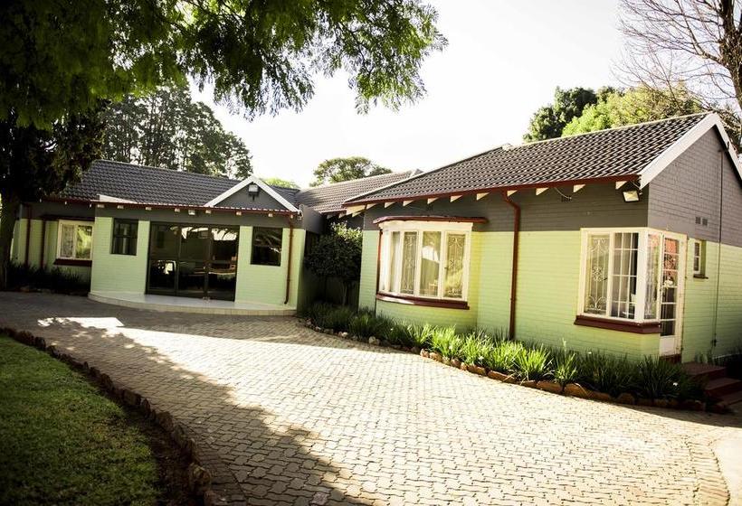 Bed and Breakfast Klelya S Guest House 15