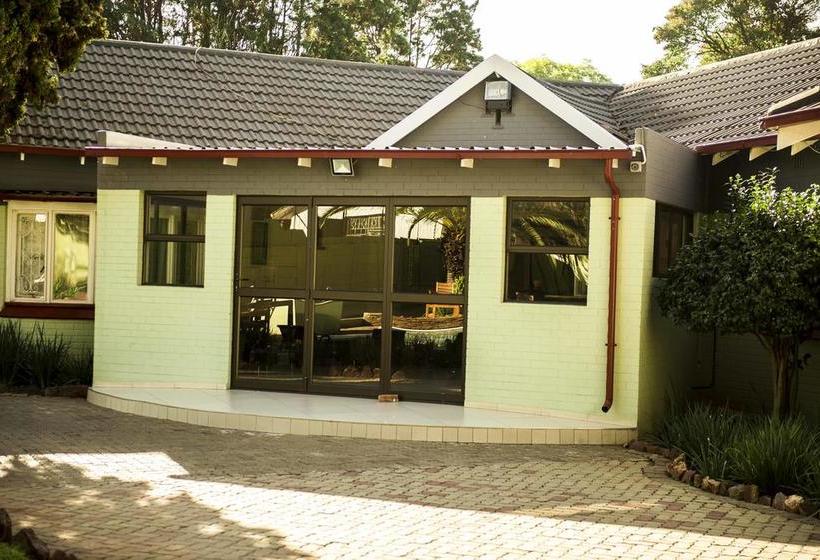 Bed and Breakfast Klelya S Guest House 16