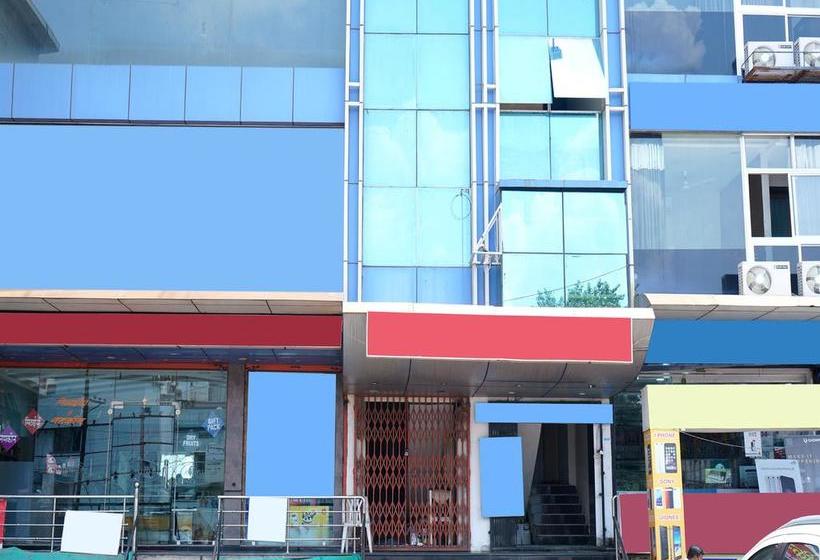 Hotel Oyo 6325 Kiran Raipur