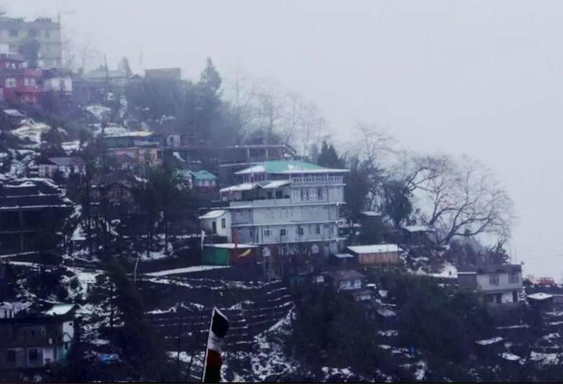 Hotel The Griffon S Nest 11