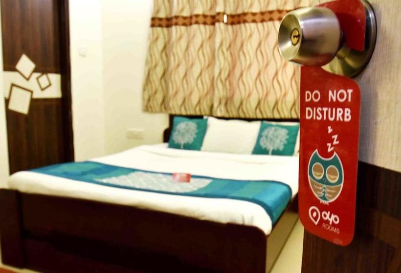 Hotel Oyo 3205 New Luxury Royale 12