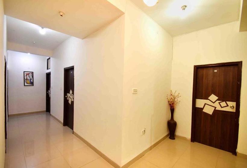 Hotel Oyo 3205 New Luxury Royale 4